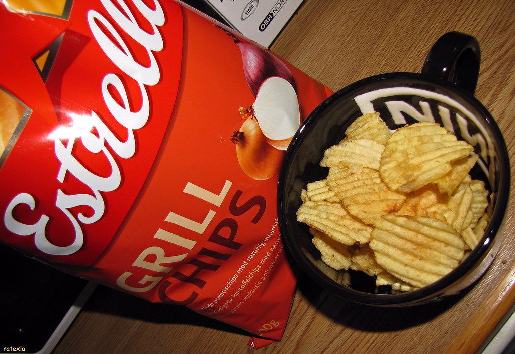 20100723k Estrella's BBQ (onion) chips, which are vegan, a… Flickr