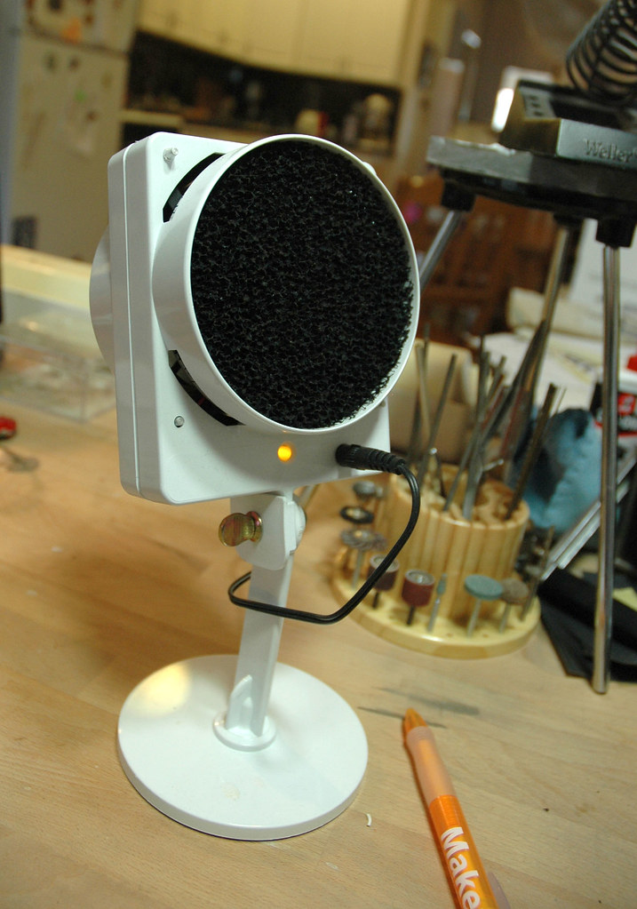 Edsyn FXF14W solder fume extractor reviewed on Make Onlin… Flickr
