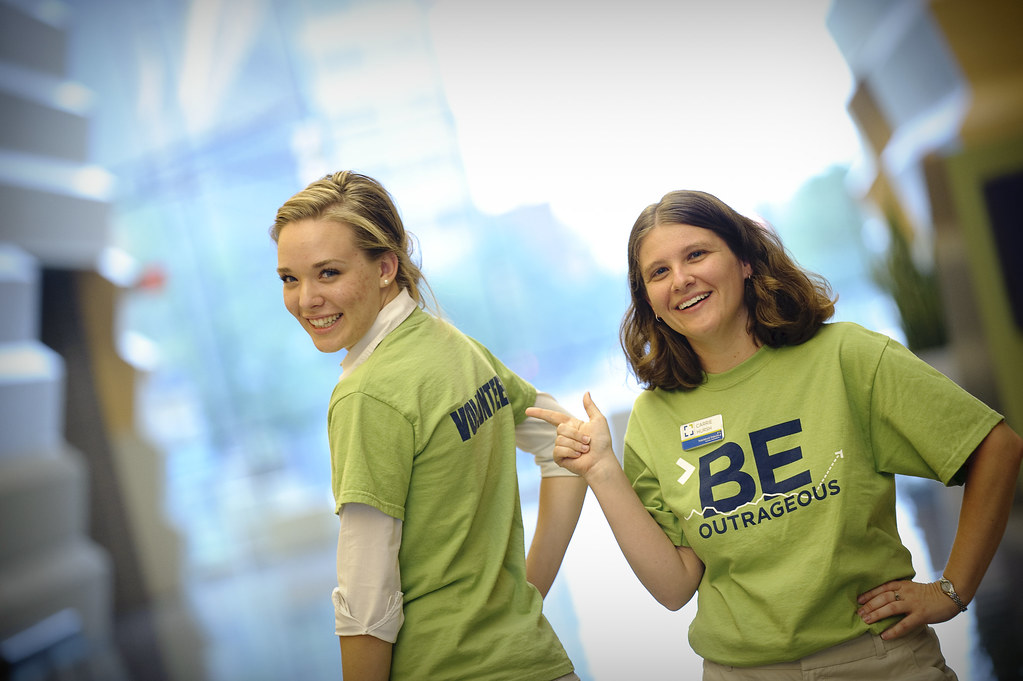 Emily Kuhn // Volunteer, Carrie Hursh // Northeast Indiana… Flickr