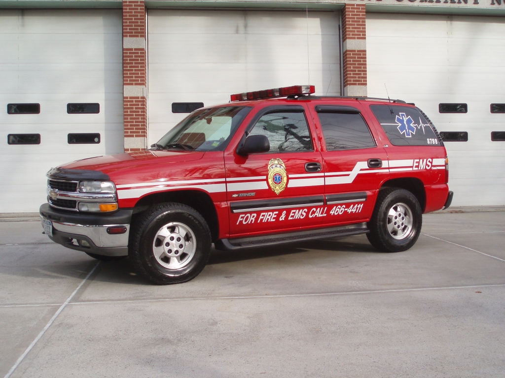 ManhassetLakeville(NY) FD*EMS 8799 a photo on Flickriver