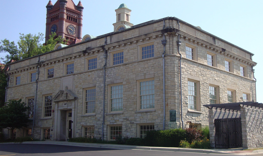 Old DuPage County Courthouse Annex (Wheaton, Illinois) Flickr