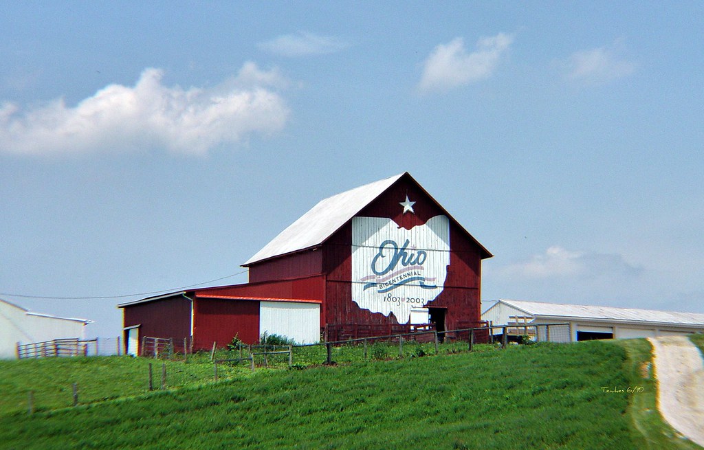 Bicentennial Barn Just outside of McConnelsville Ohio sits… Flickr
