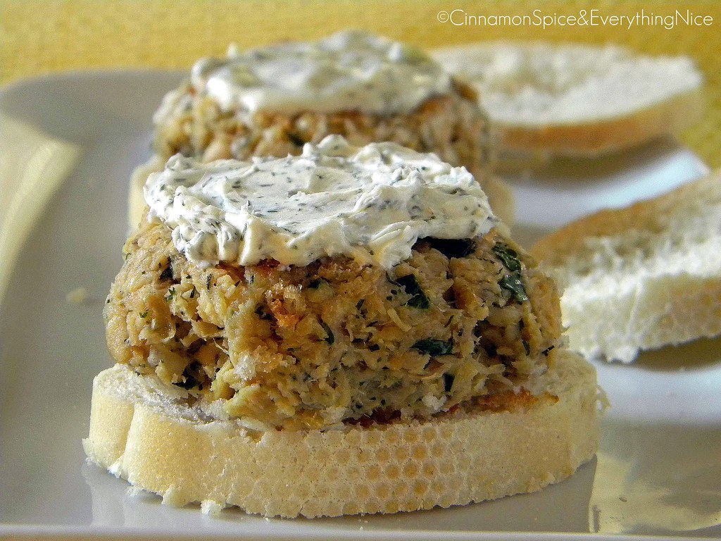 Salmon Sliders with Lemon Dill Cream Cheese www.cinnamonsp… Flickr