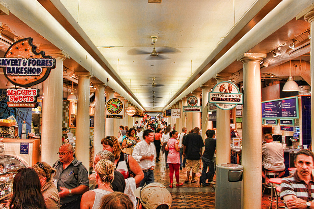 Restaraunts Inside Quincy Market