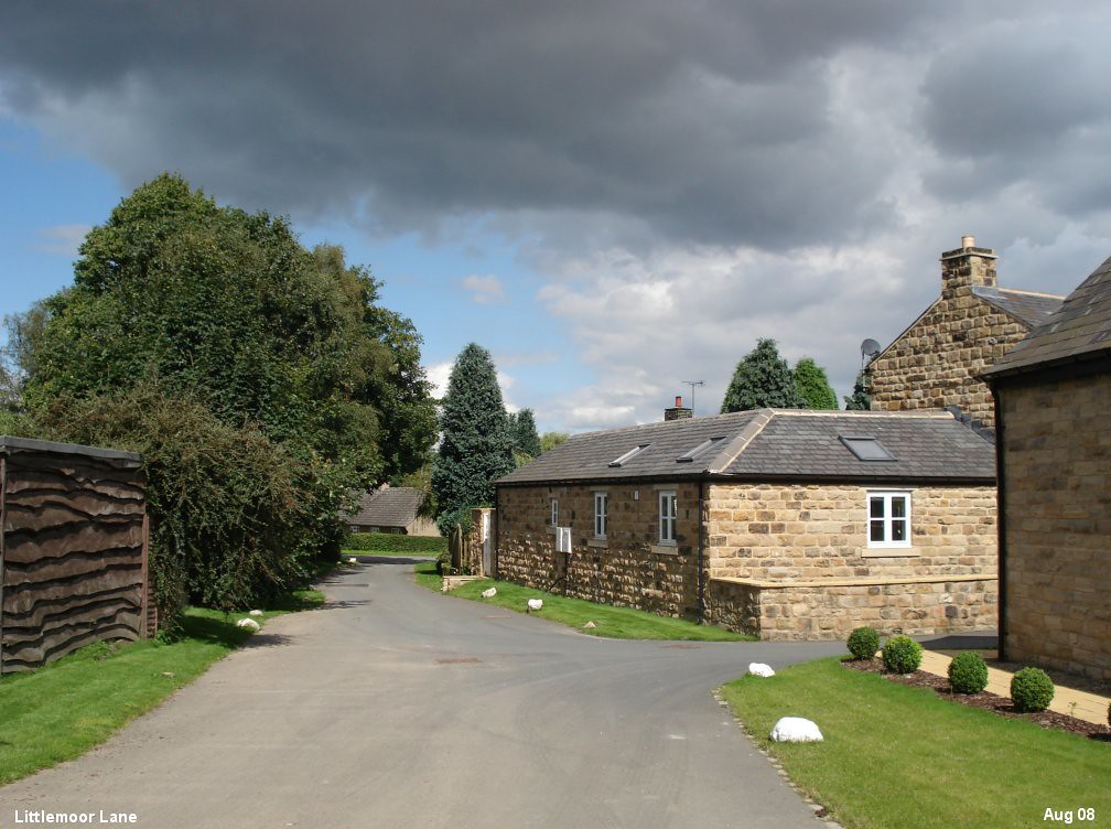 Littlemoor Lane Aug 2008 Often referred to as Littlemoor L… Flickr