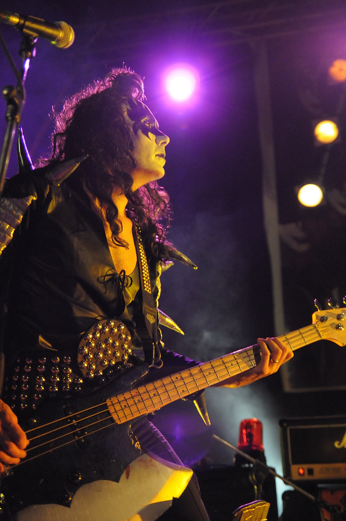 Rock Fest 2010 Greatest Kiss(Kiss cover band). Serata spet… Flickr