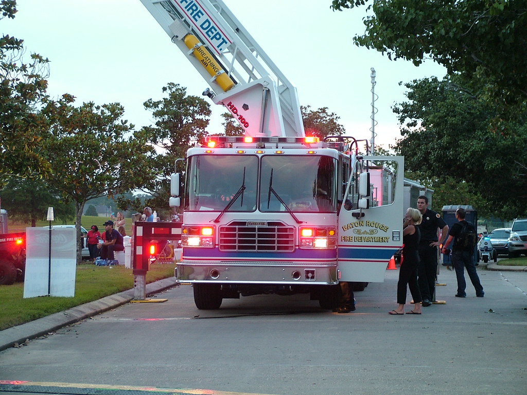 Fire Truck BRFD Fire Truck complete with flashing lights a… Flickr