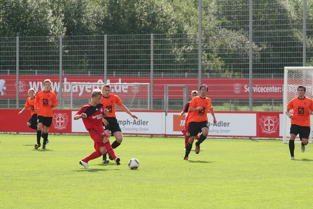 Bayer 04 U19 Julius Biada Fußball, AJunioren Bundesliga… Flickr
