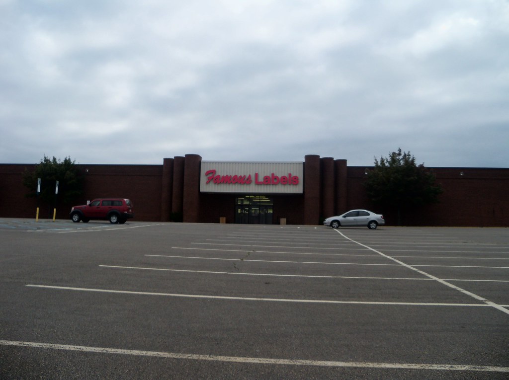 Hess's Frackville Schuylkill Mall, Rt 61 & I81; opened … Flickr