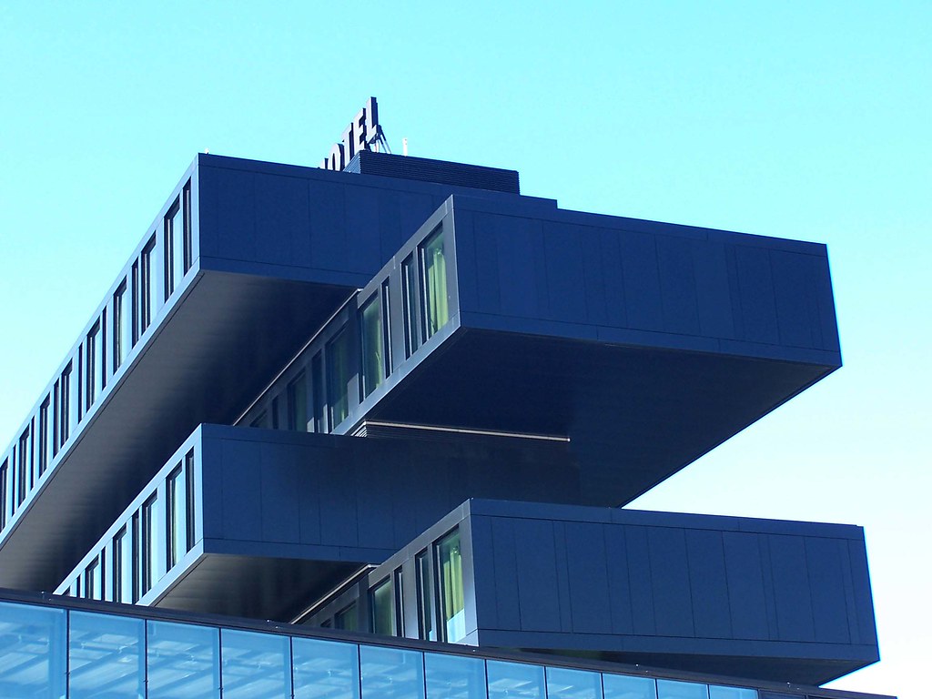 Axis Hotel 2 designed by Albuquerque Viana do Cast… Flickr