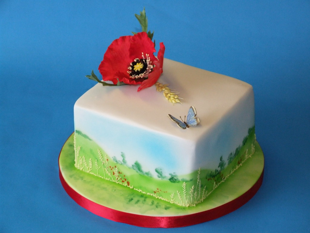 Poppy & Cornfield cake Fondantcovered fruit cake with sug… Flickr