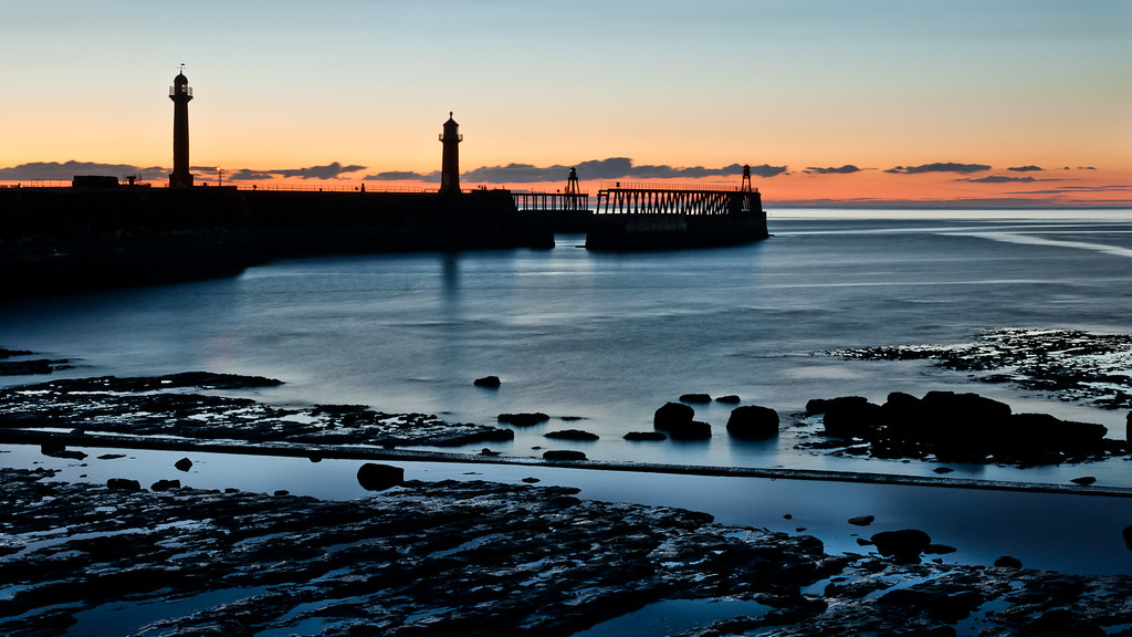 Low Tide in Whitby Vaidotas Mišeikis Flickr