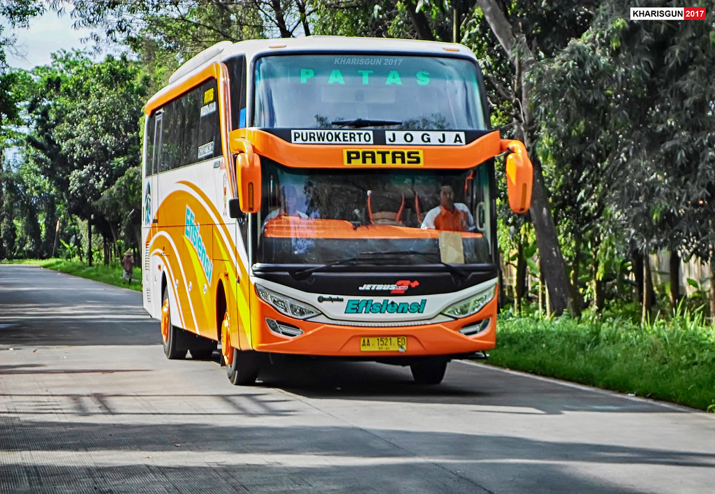 Bus Efisiensi Jetbus SHD Jetbus Max siap Lepas Landas Term… Flickr