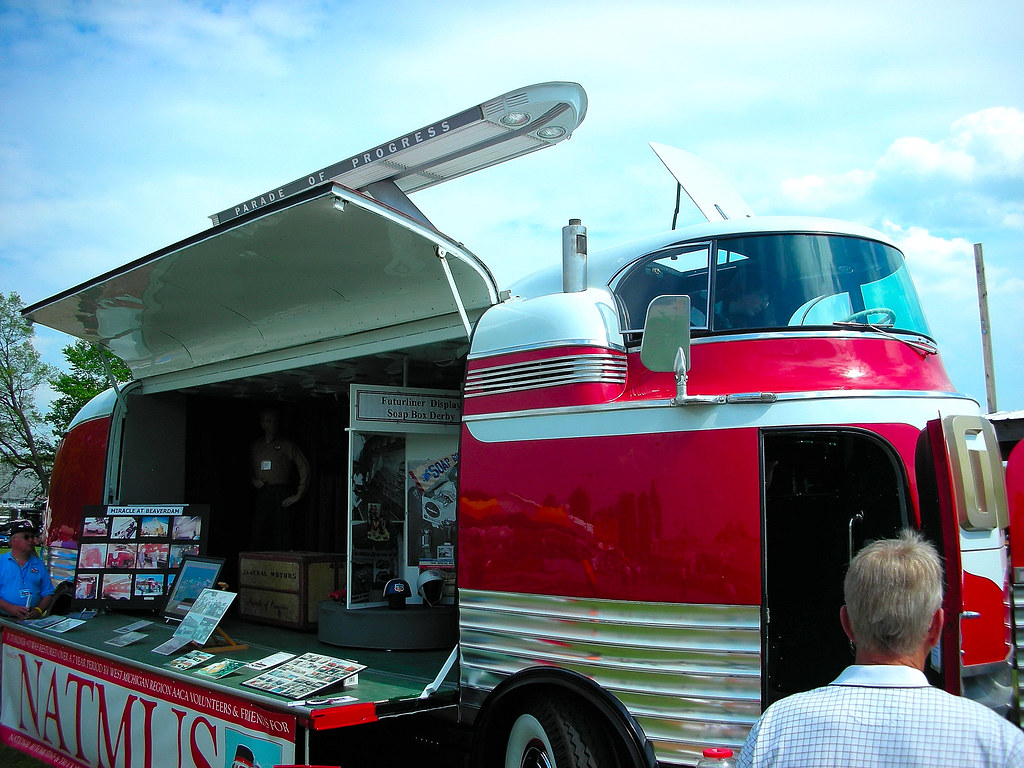 1953 GM "Futurliner 10" Rhinebeck, NY, Car Show Flickr
