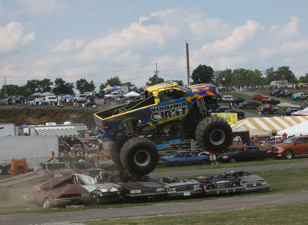 Monster Trucks and Megasaurus Carlisle All Truck Nationals… Flickr