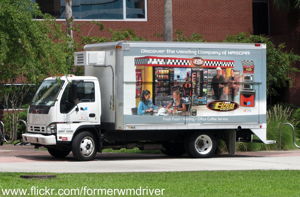 Canteen GMC W4500 Snack Vending Truck Note This photo may… Flickr