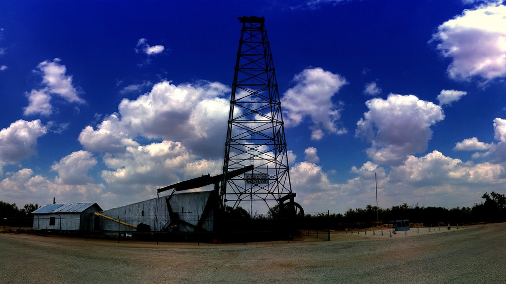 Santa Rita No. 1 Legendary Oil Well Eric Wallace Flickr