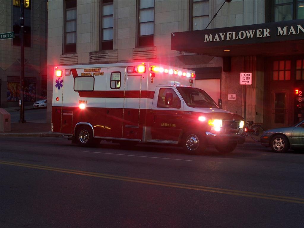 Akron Fire Department Medic 3 Medic 3 in Downtown Akron Flickr