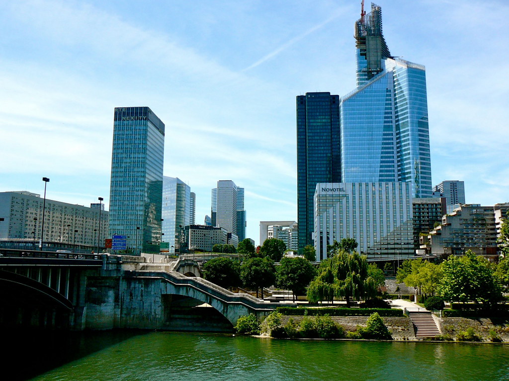 La Défense vue de NeuillysurSeine. Zagreusfm Flickr