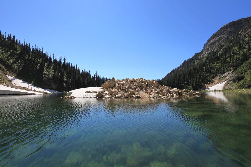 Pinnacle Lake in the Pinnacle Range of the Monashee Mounta… Flickr