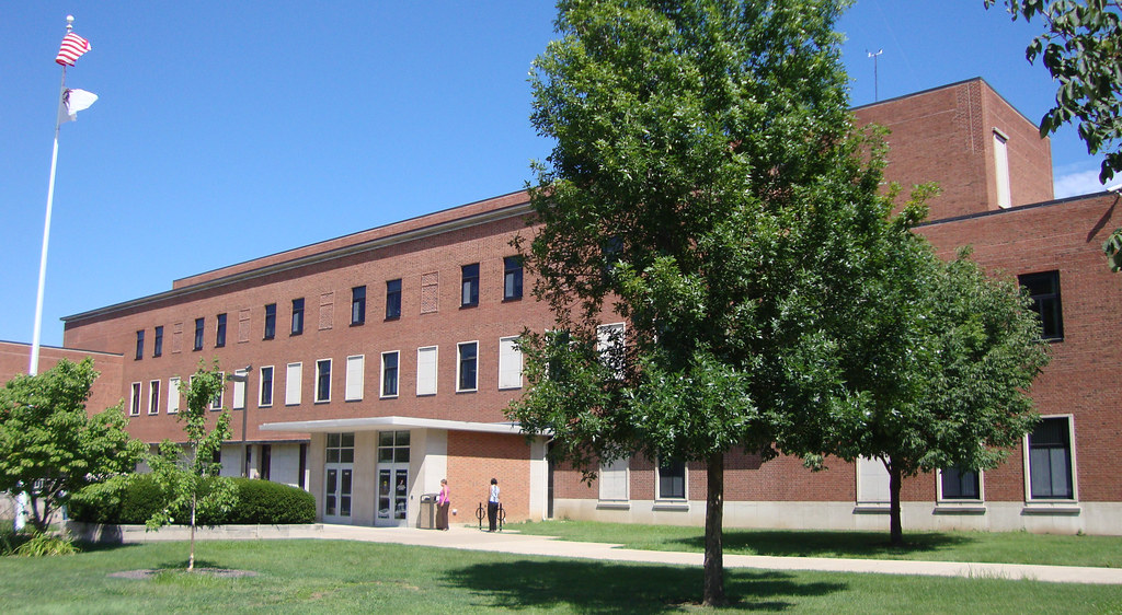 Adams County Courthouse (Quincy, Illinois) Built in 1952, … Flickr