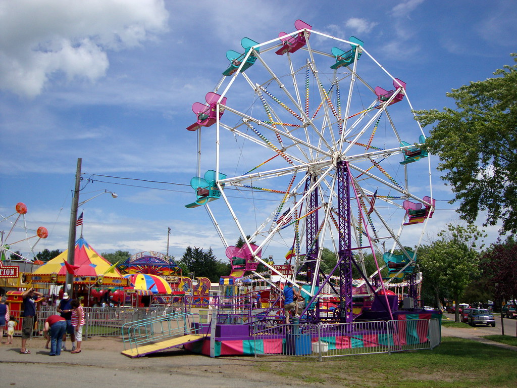 2010 Owen Jr. Fair Carnival Midway. Mark Flickr