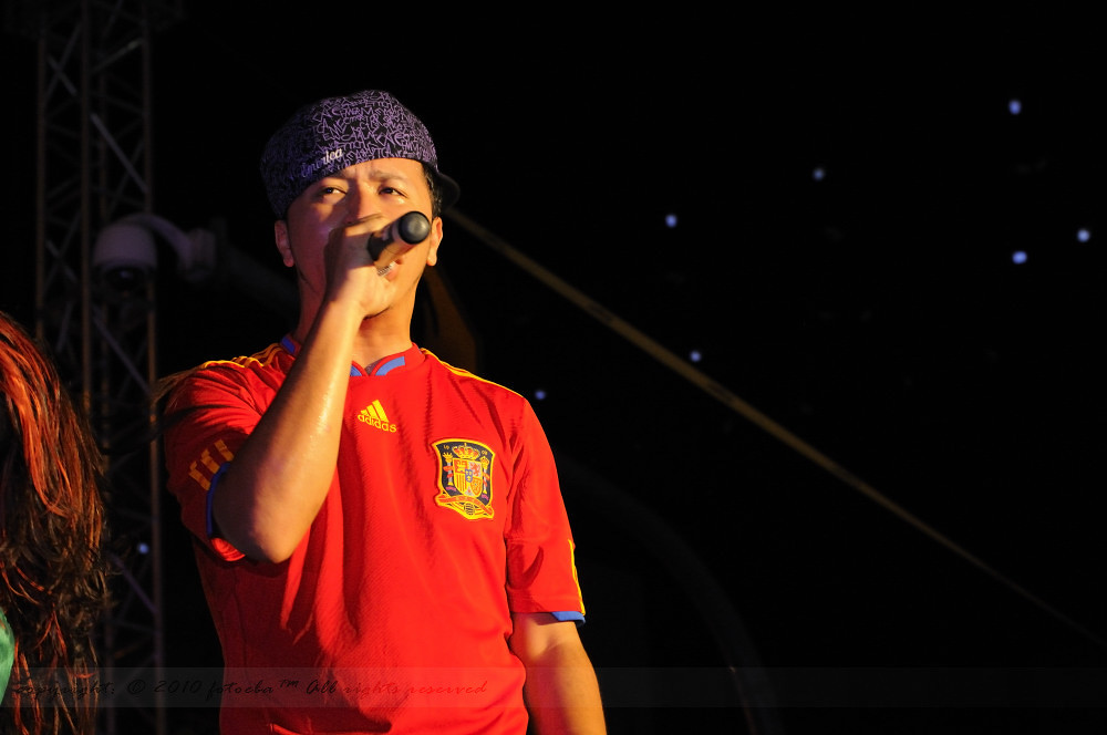 One Nation Emcees Countdown World Cup at Bukit Bintang