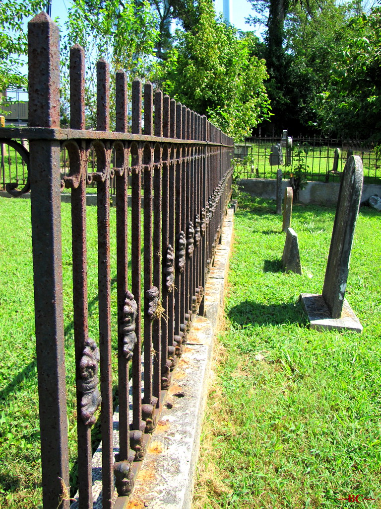 Cemetery Fence Oldest part of the cemetery in Munfordville… Chuck
