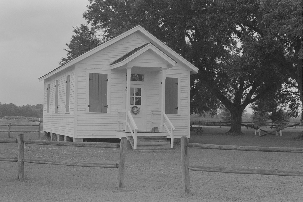 Old Semmes School house This is the old Semmes School Hous… Flickr