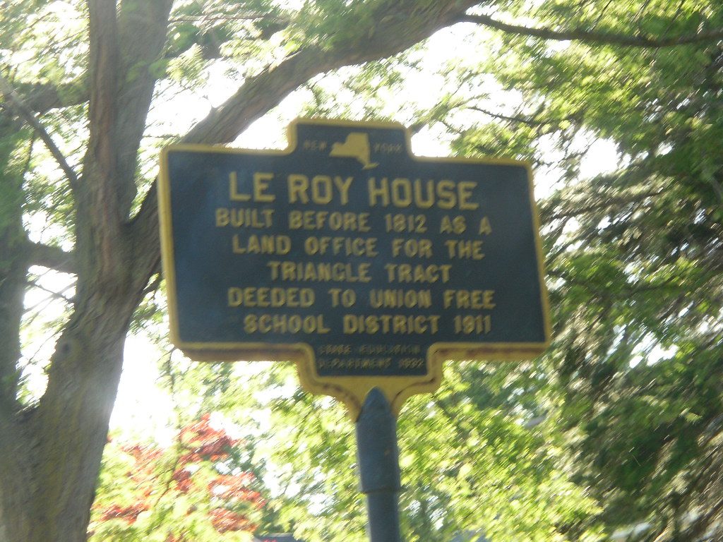 Le Roy, New York Le Roy, New York Doug Kerr Flickr