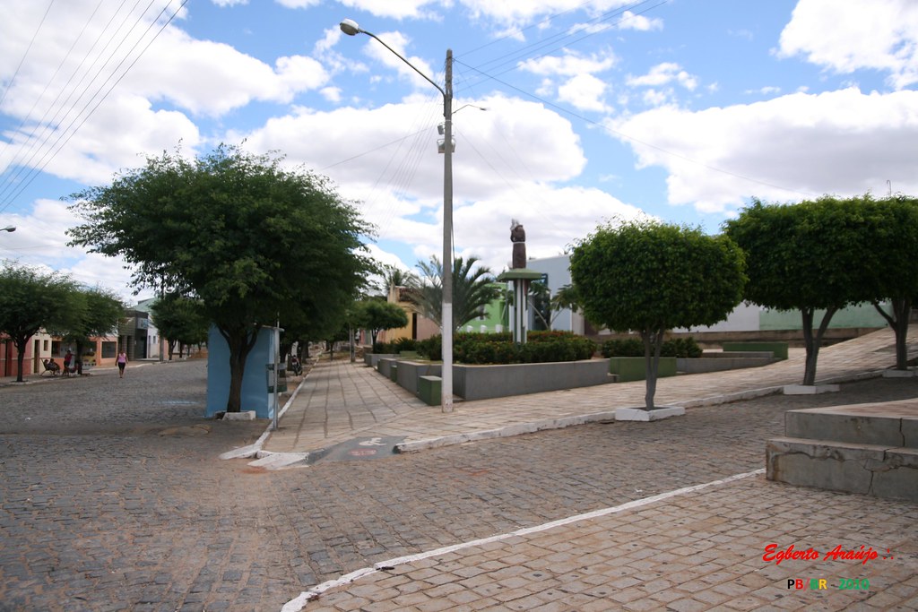 MaltaPB praça ao lado direito da Matriz de Nossa Senhora… Flickr