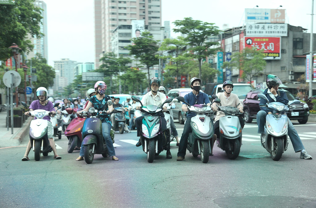 Taiwan Scooters at Stop Taken while driving by a group of … Flickr