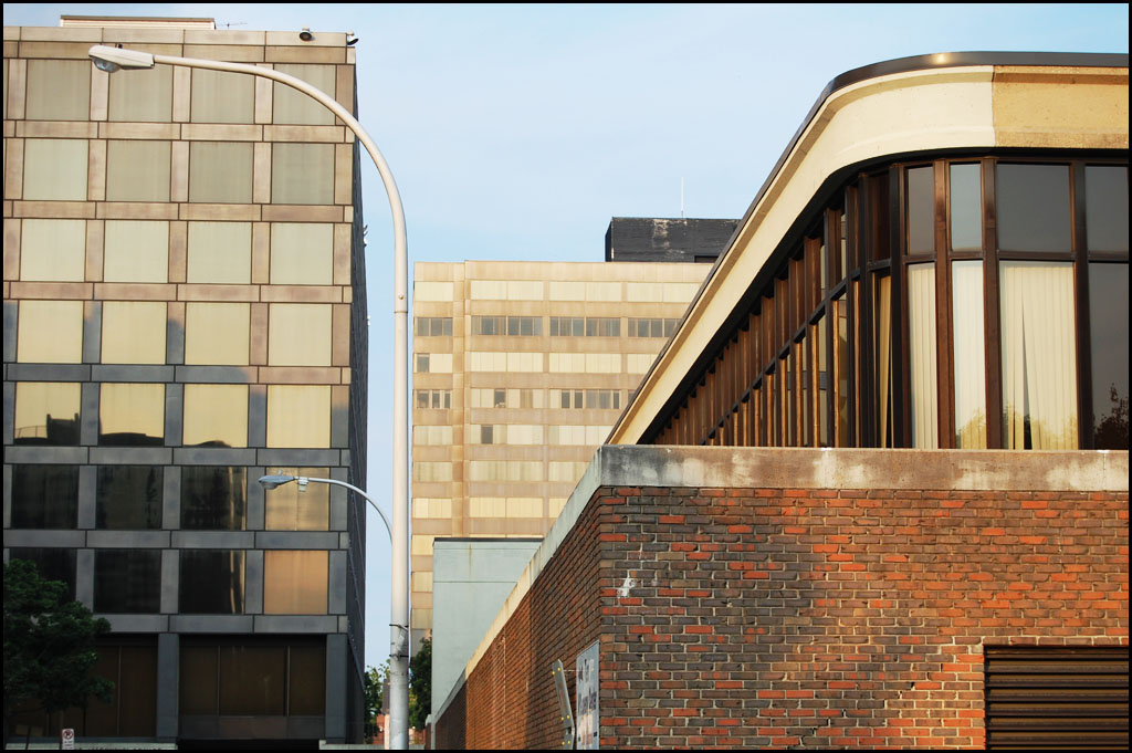 allegheny4 Allegheny Center Mall, Pittsburgh, PA dannythekid Flickr