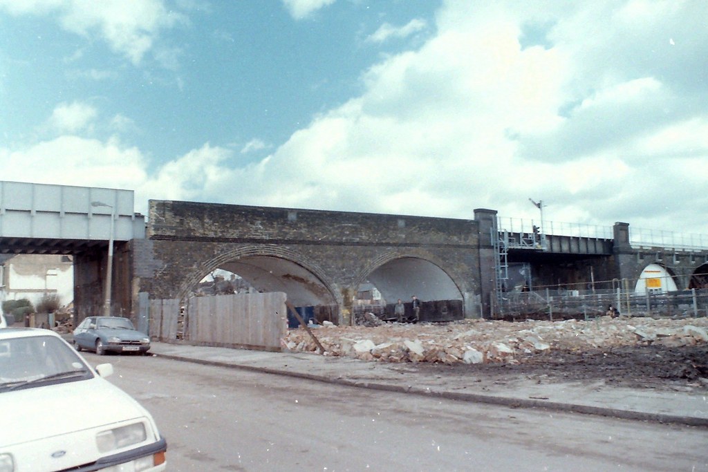 Dyers Hall Road 15 Feb 1990 This is Leytonstone showing th… Flickr