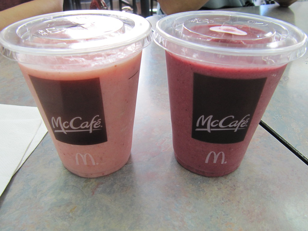 IMG_9617 New McDonalds summer smoothies Strawberry Banan… Flickr
