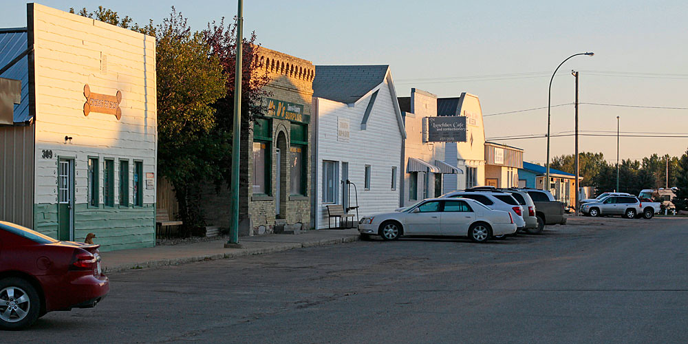 the main drag, Stoughton Stoughton, Saskatchewan. 1008283… Flickr