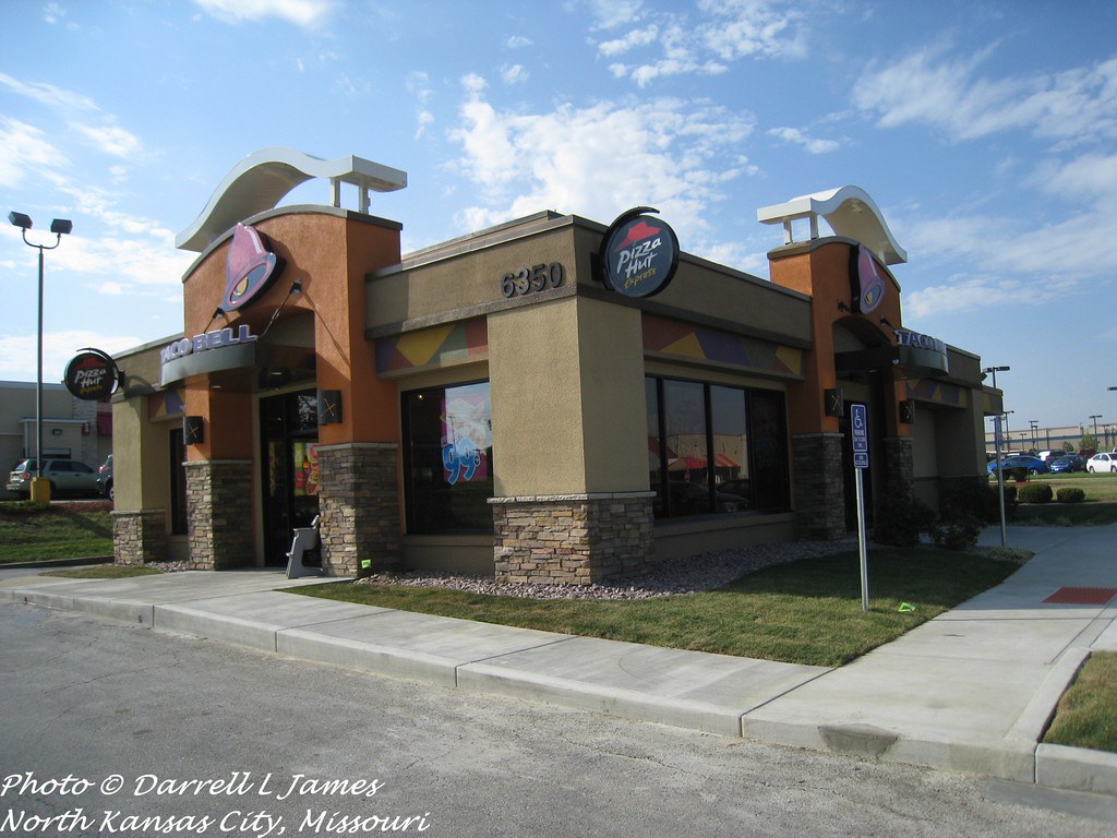 Taco Bell, Barry Rd at I29, remodel, 1_wm This store alre… Flickr