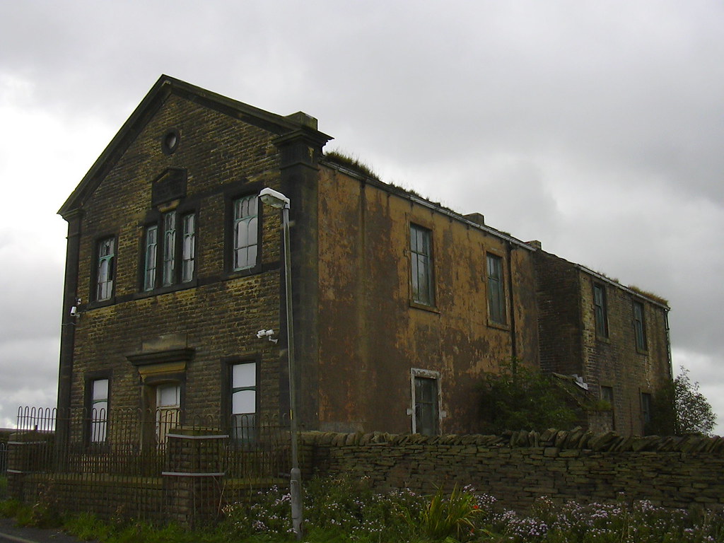 Green Haworth Wesleyan Chapel "Built 1836 ReBuilt 1903" O… Flickr