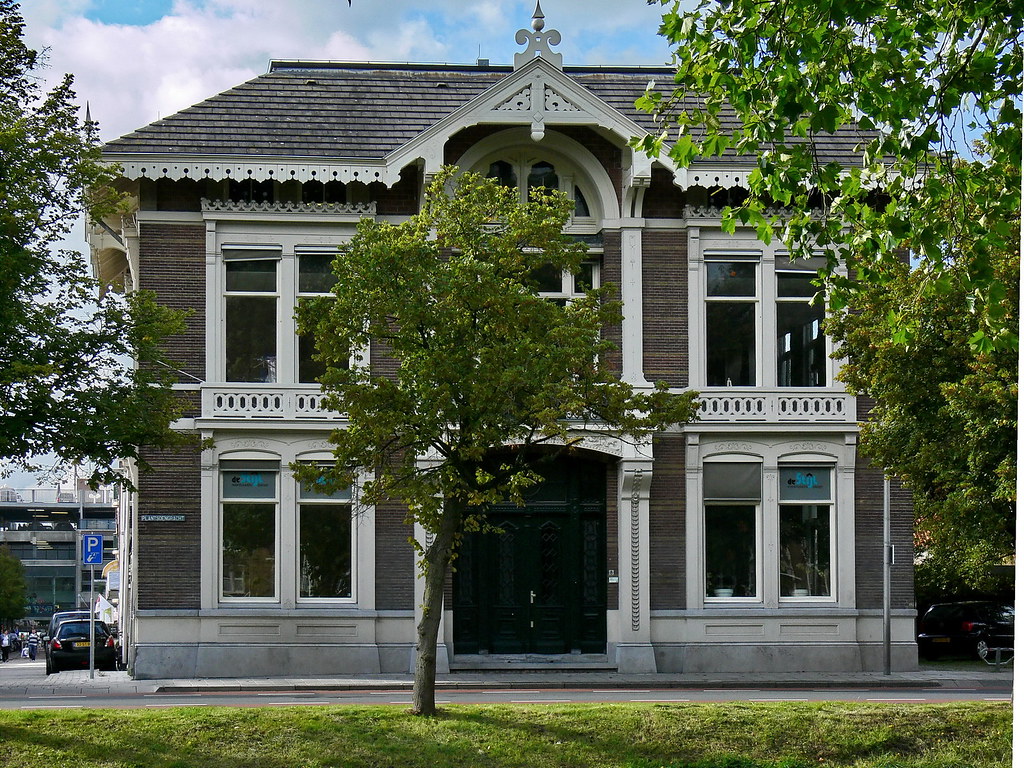 Purmerend, Plantsoengracht 8 Villa 'Clementine', gebouwd i… Flickr