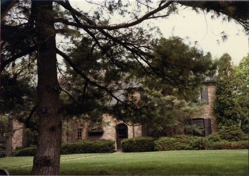 Jewel Park, Barrington, Illinois Isetts, photo courtesy of… Flickr