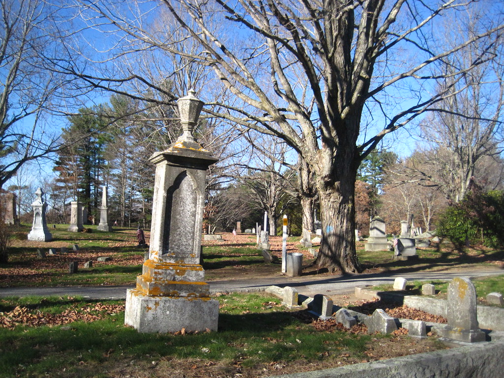 Pine Grove Cemetery, Salem, NH ashm.r Flickr