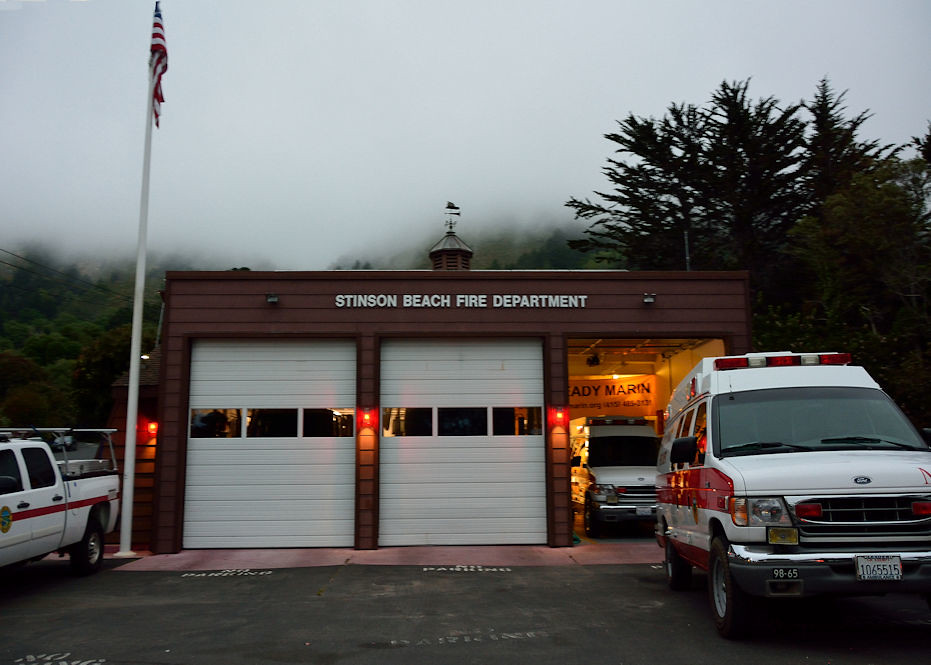 Stinson Beach Fire Station Stinson Beach F.D. is an all vo… Flickr