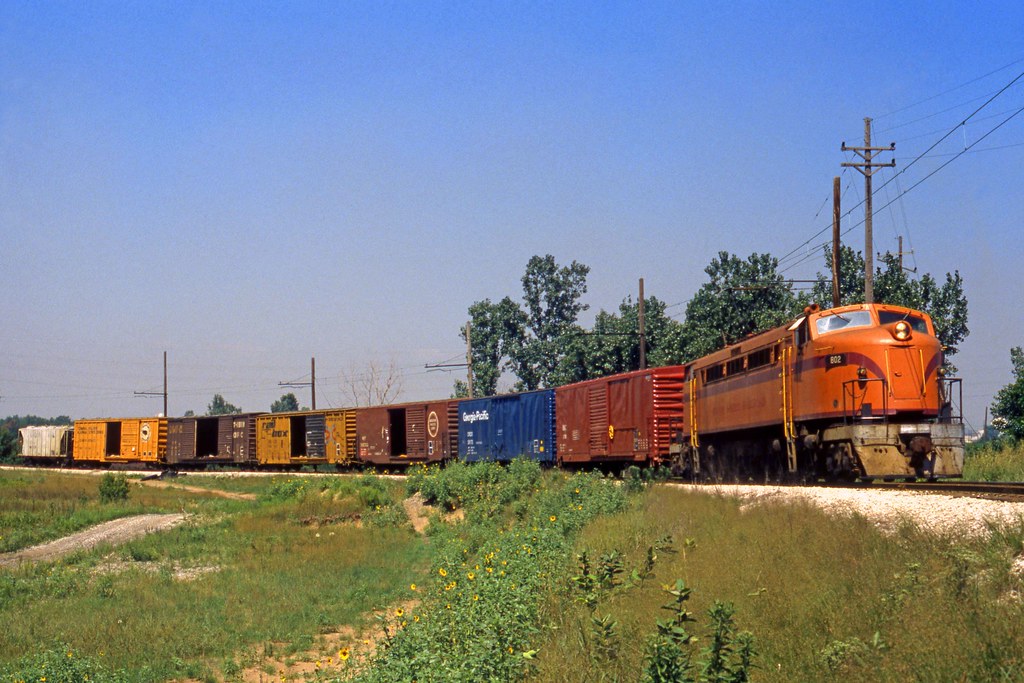 HarbisonWalker Lead 802 backs her train down the Harbison… Flickr