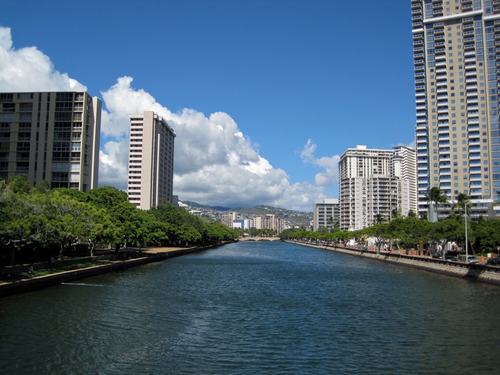 Ala Wai Canal, Waikiki Waikiki, Honolulu, Hawaii. Flickr