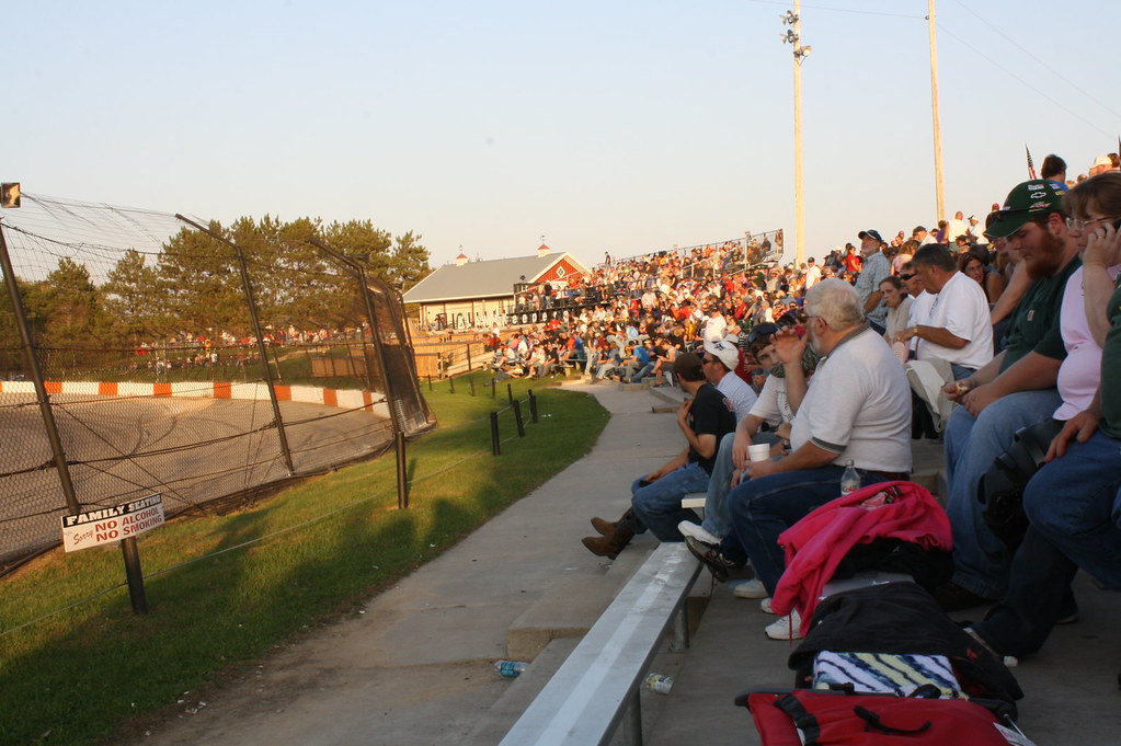 LaCrosse Oktoberfest 10.9.10 Large crowd Fans and driver… Flickr