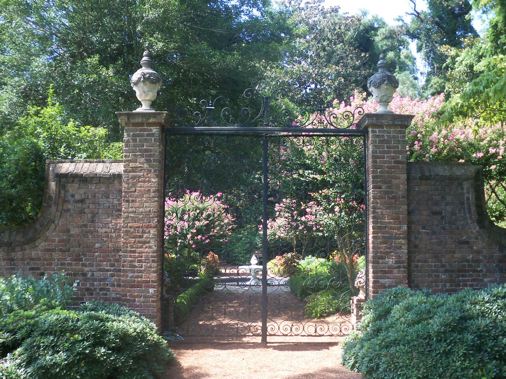 Gates to the Elizabethan Gardens Julian Gardner Flickr