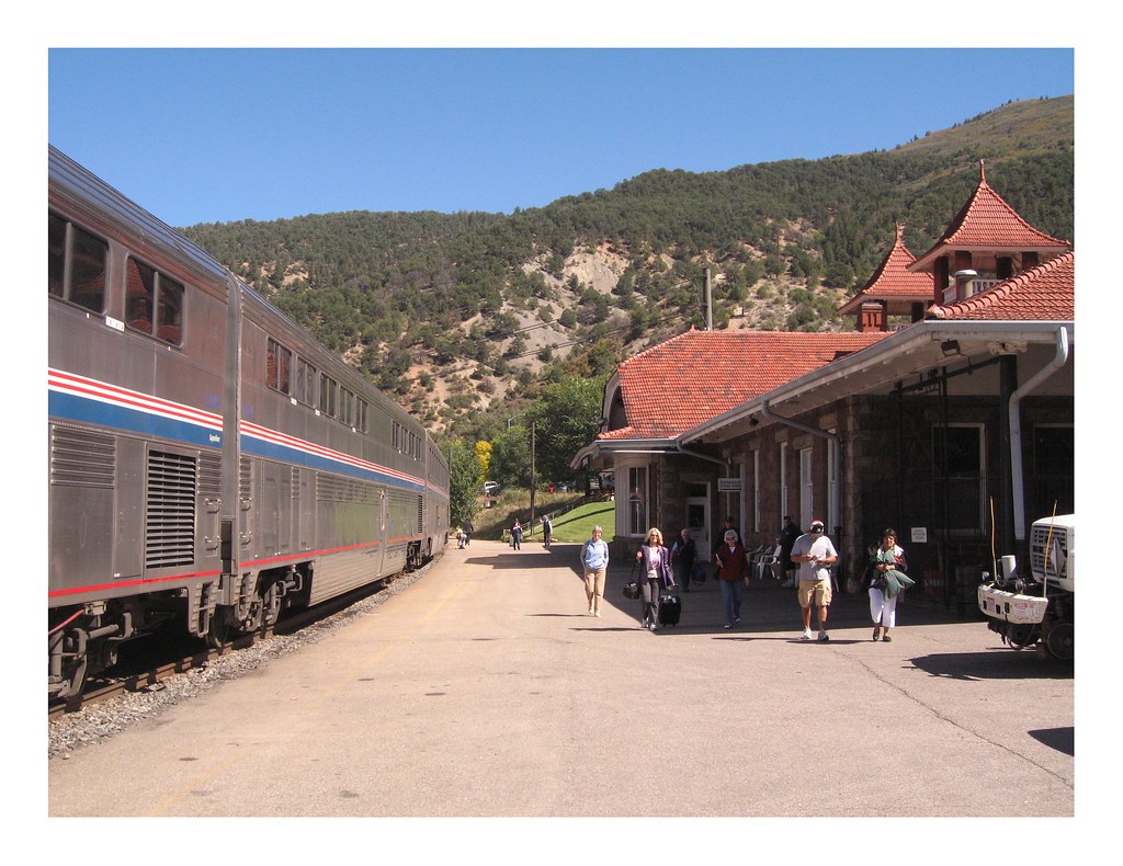 Glenwood Springs Amtrak Station Colorado Glenwood Springs … Flickr
