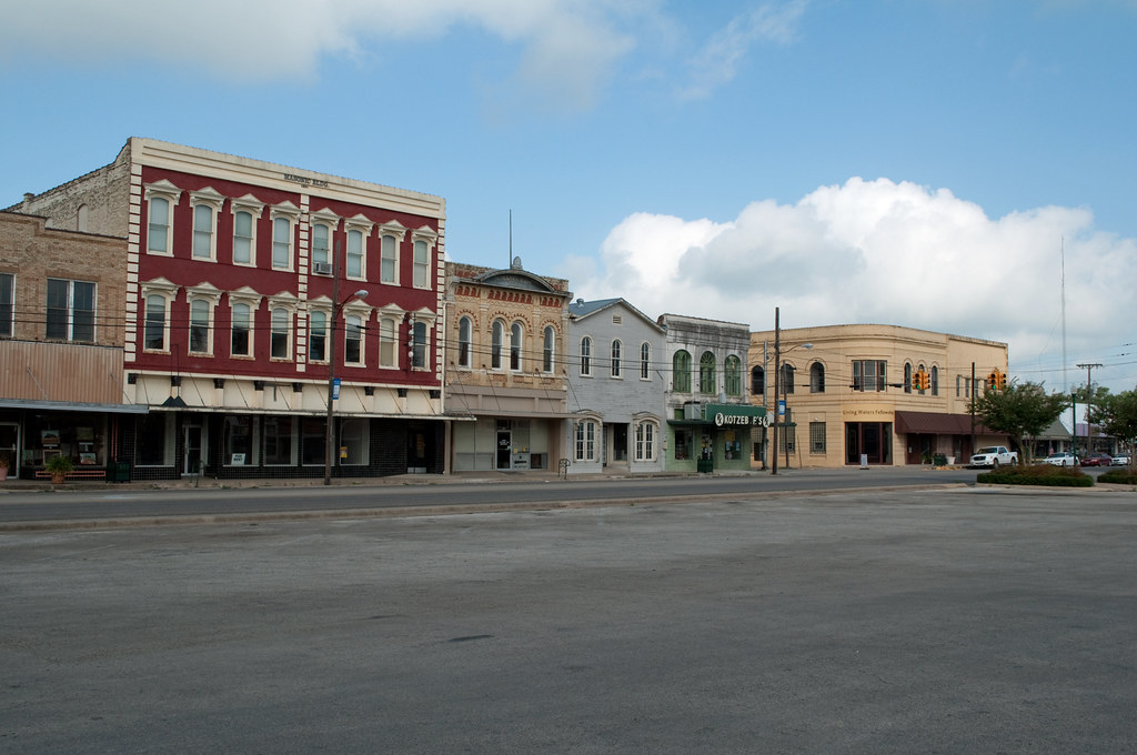 Gonzales Commercial Historic District The center of Gonzal… Flickr
