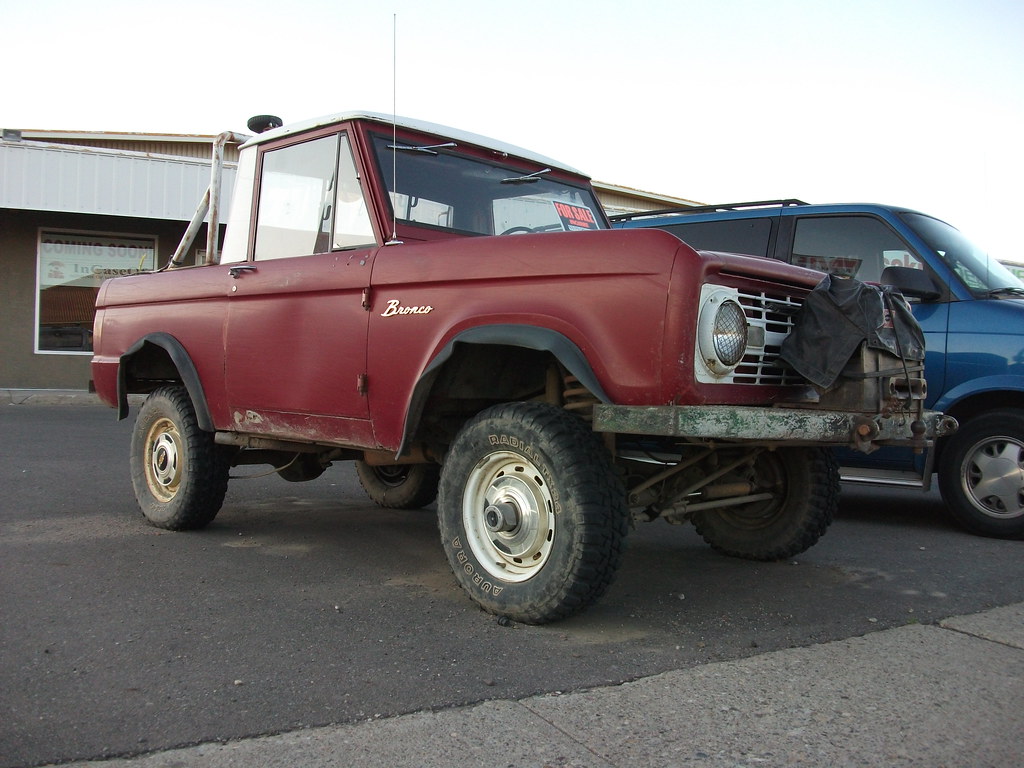1966 1967 Ford Bronco pickup First generation Ford Bronc… Flickr