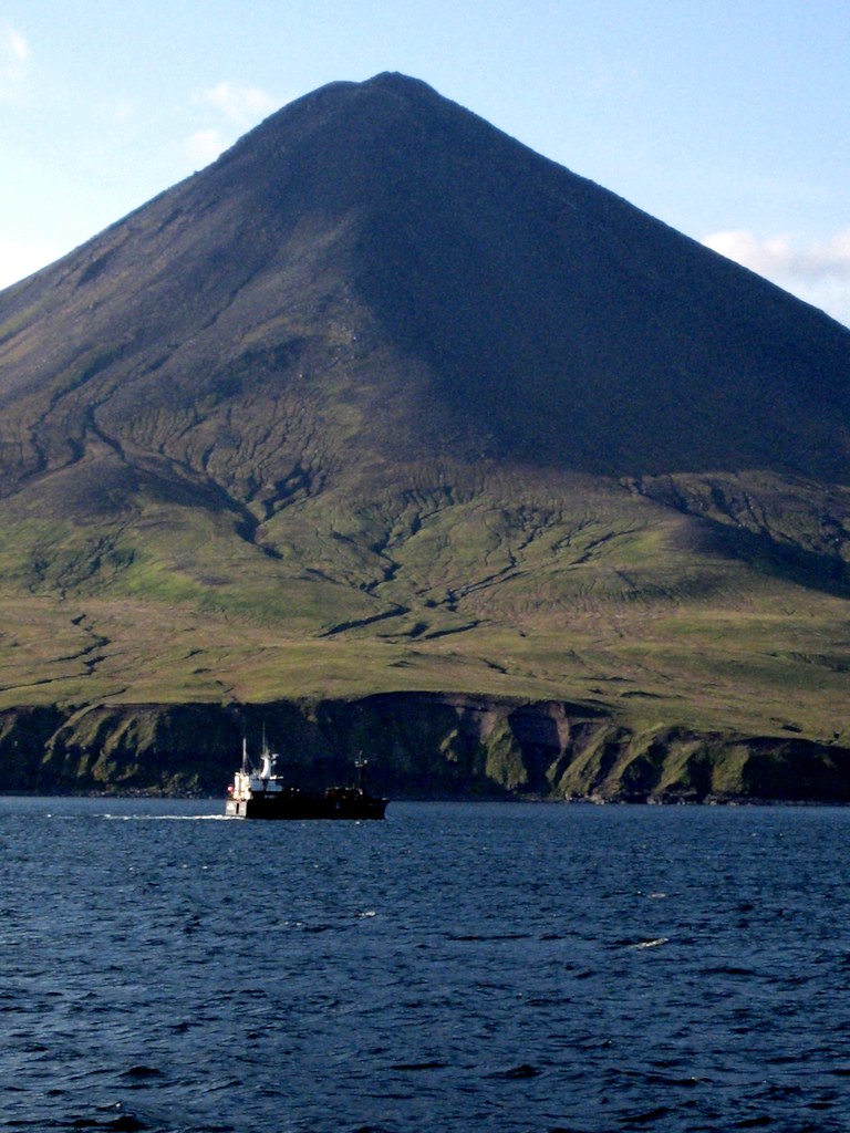 line4037 A conical volcano on Atka Island. Alaska, Aleutia… Flickr